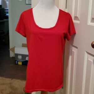 St. John's Bay scoop neck tshirt size L